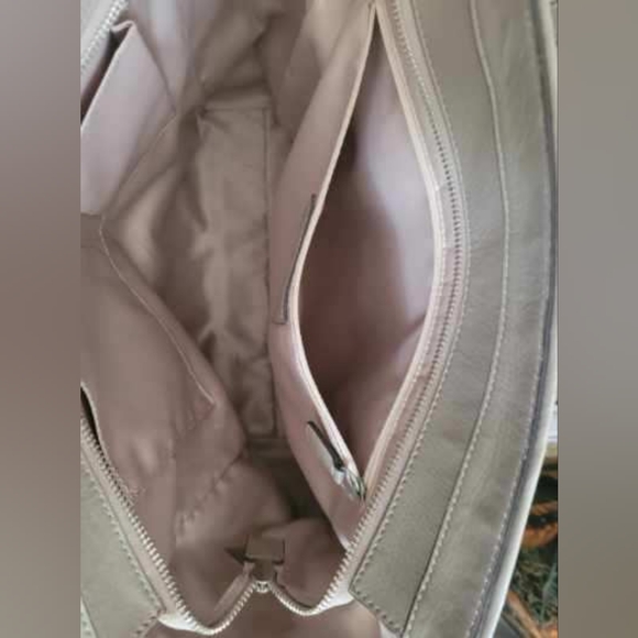 Coach taupe large shoulder bag - Picture 9 of 12